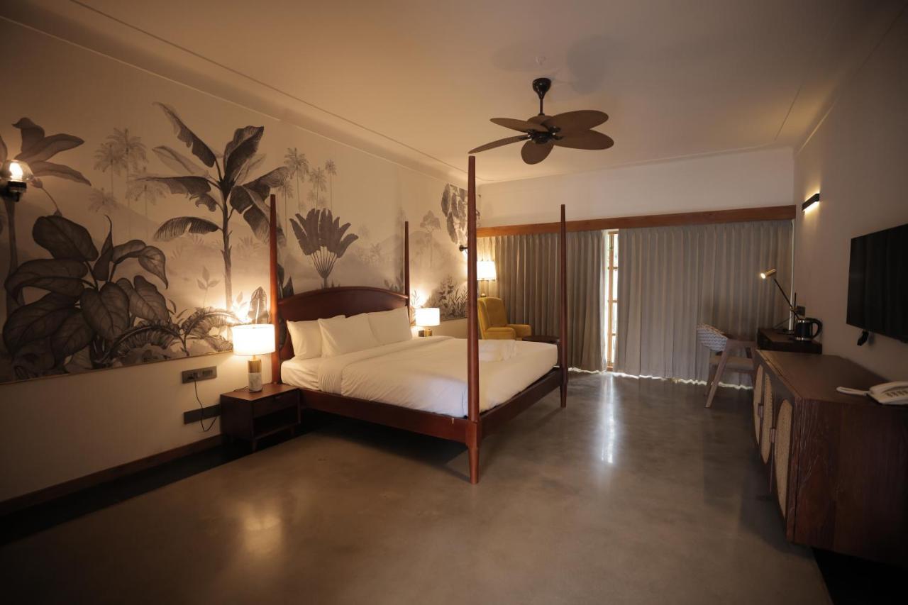 Prasanthi Hotel Kollam Zewnętrze zdjęcie
